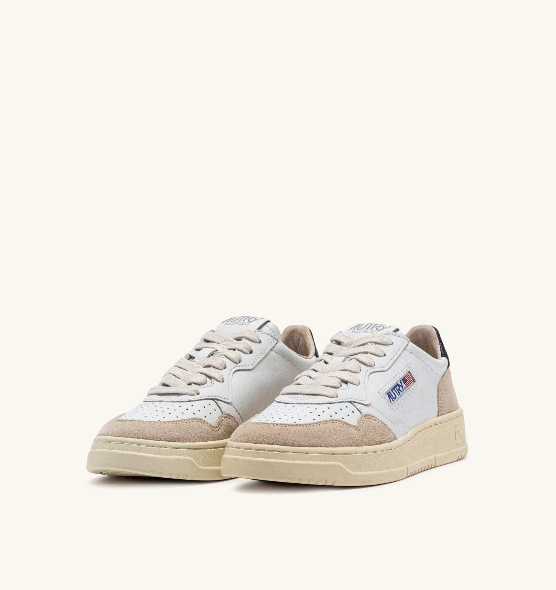 AUTRY - BASKETS MEDALIST LOW EN CUIR