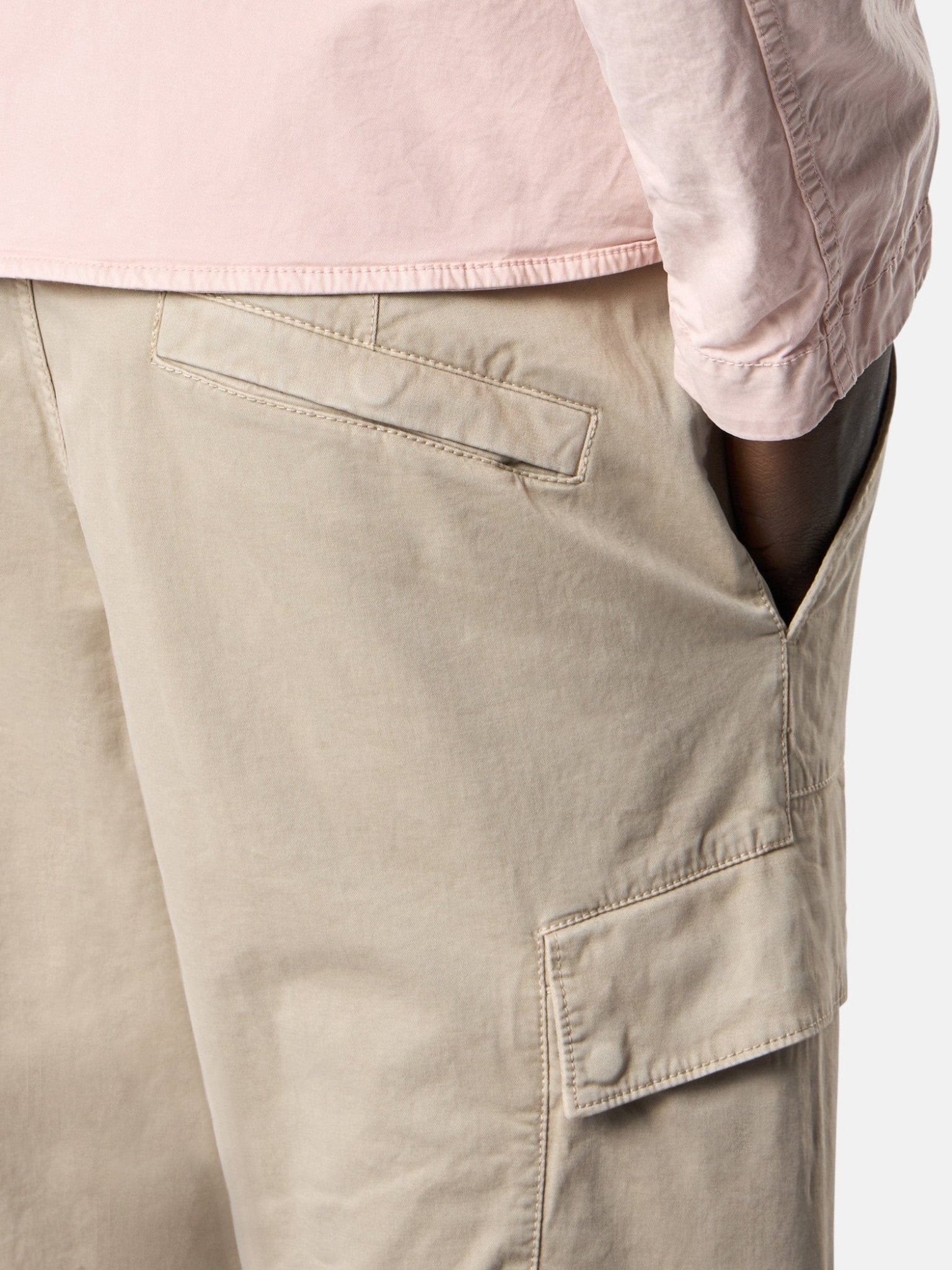 STONE ISLAND - Bermuda cargo coupe slim à poches zippées Desert