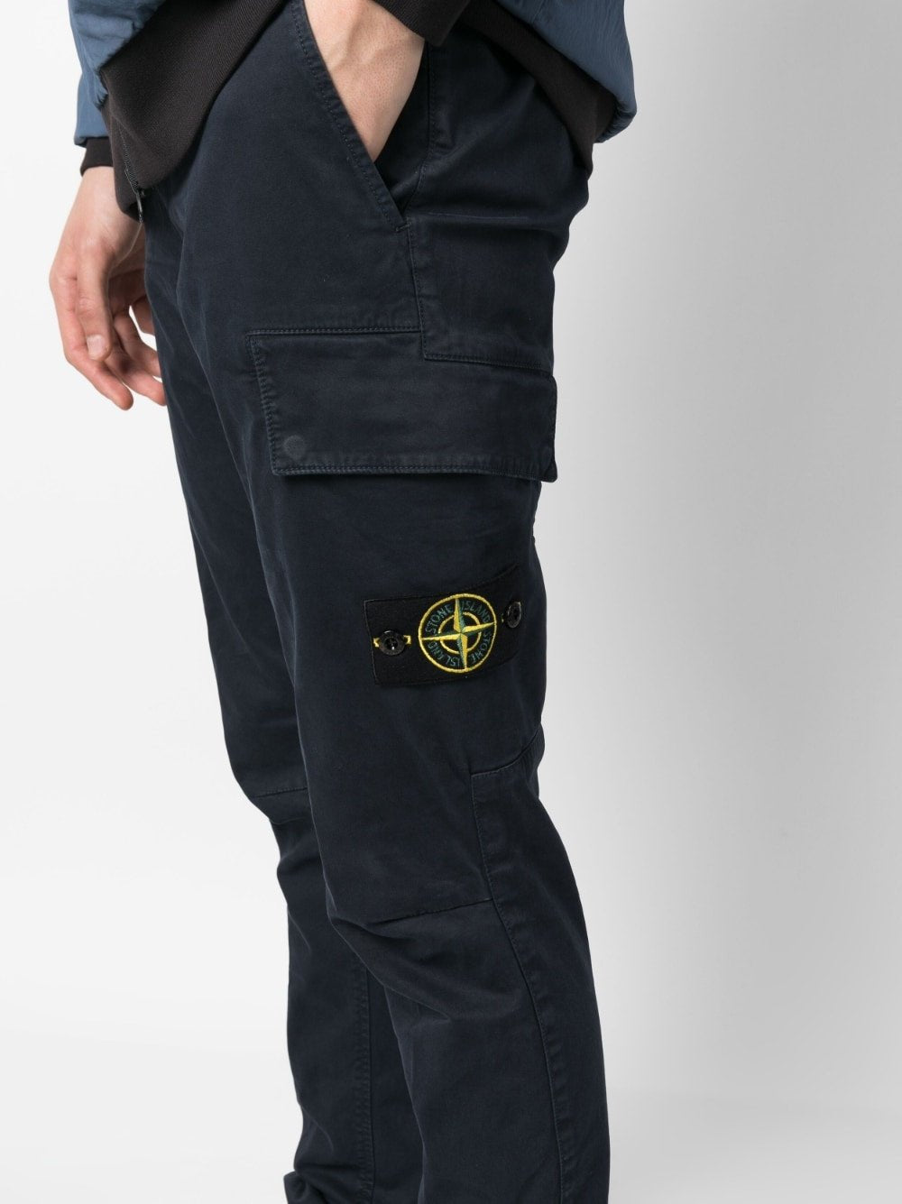 Stone Island Pantalon bleu cargo 30410 SUPIMA® COTTON