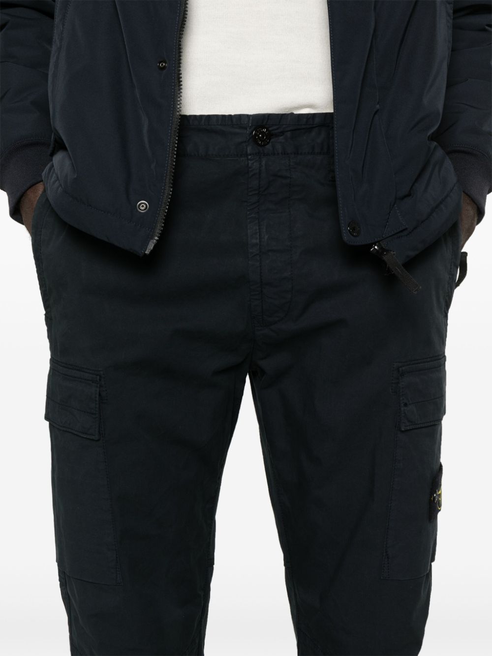 STONE ISLAND - pantalon fuselé à poches cargo bleu marine